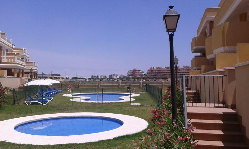 Apartamentos Playamar Roquetas de Mar Buitenkant foto
