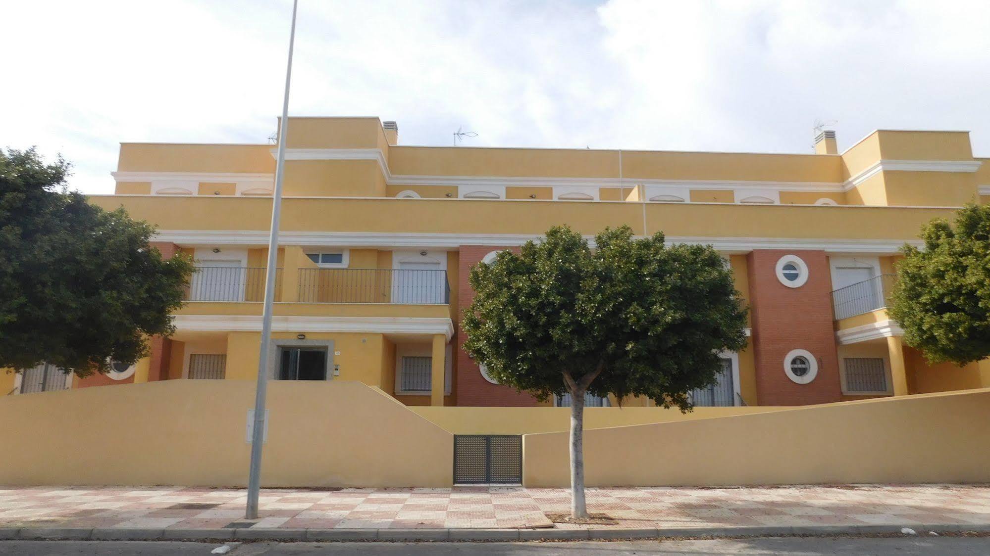 Apartamentos Playamar Roquetas de Mar Buitenkant foto